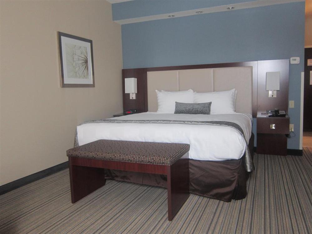 Best Western Plus Boardman Inn & Suites Poland Szoba fotó